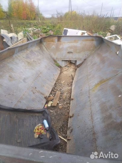 Металлический бункер