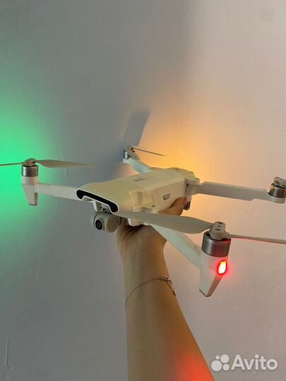 Квадрокоптер xiaomi Fimi x8 se 2022