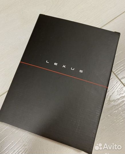 Ежедневник Lexus