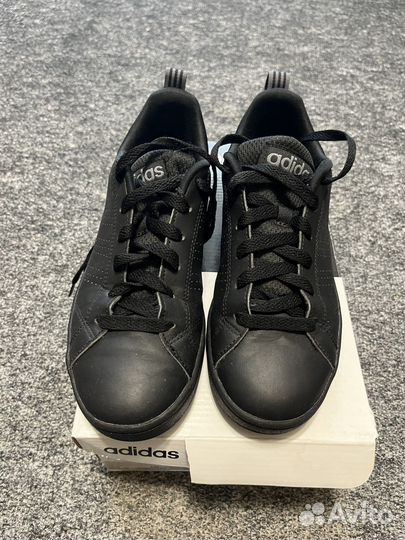 Кроссовки adidas