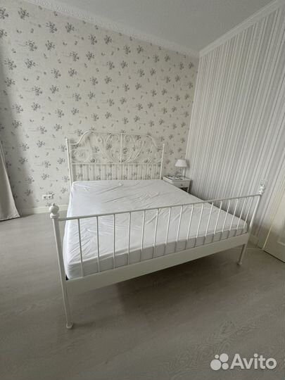 Кровать IKEA 180*200