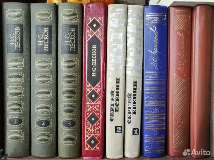 Книги в отличном состоянии. Цену узнавайте в лично