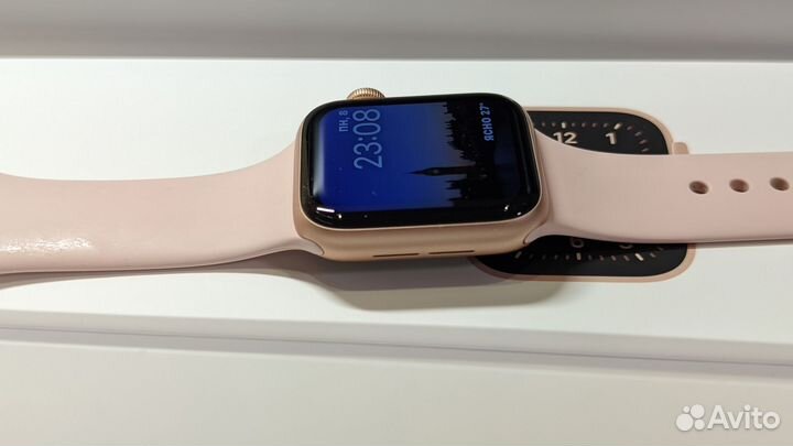 Часы apple watch se 40mm