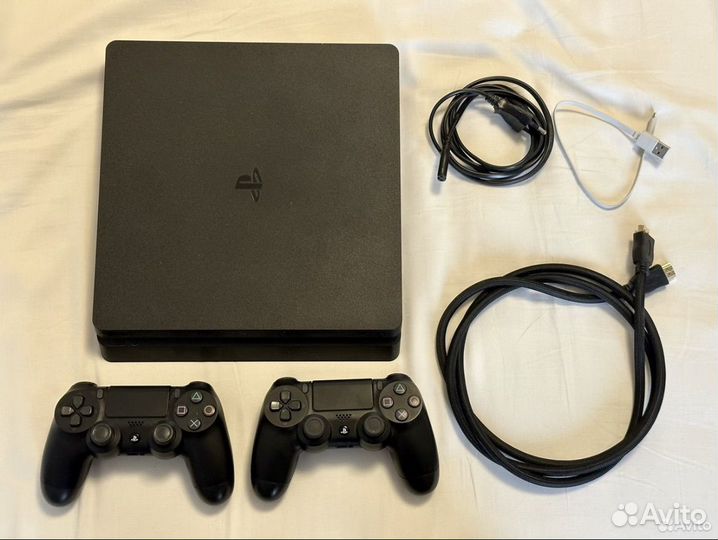 Sony PS4 slim