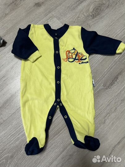 Комбинезон и боди для малышей