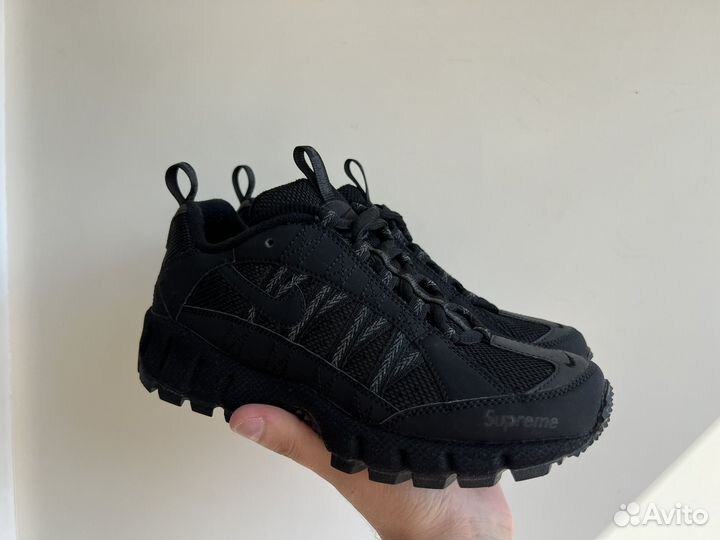 Supreme x Nike Air Humara 17 Triple Black