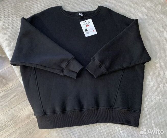 Свитшот с начесом оверсайз черный