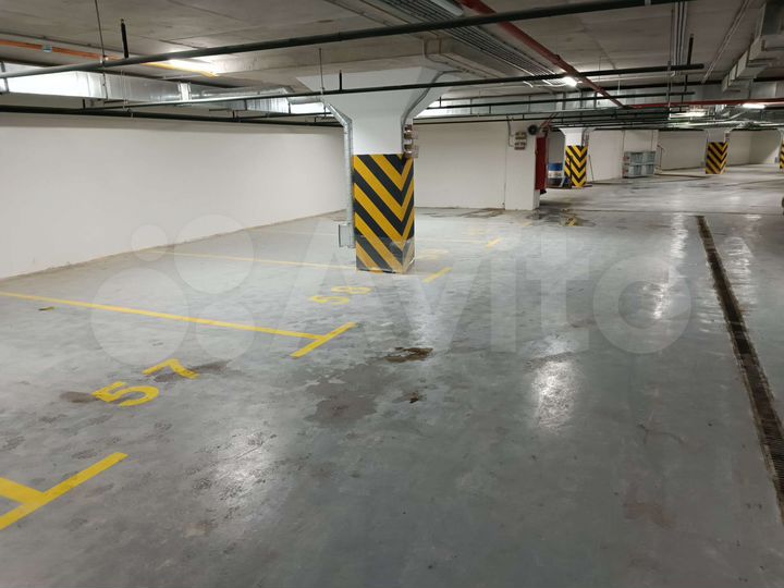 Машиноместо, 15 м²