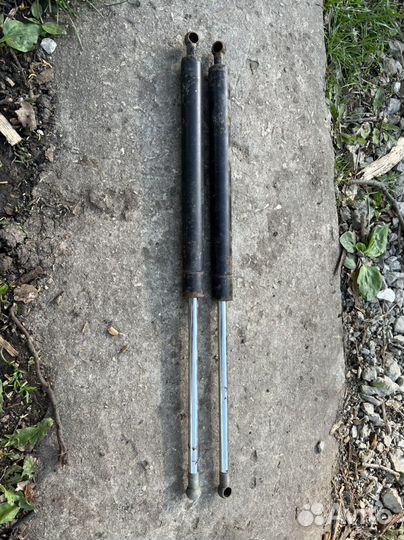 Газовые упоры капота 2110-2112