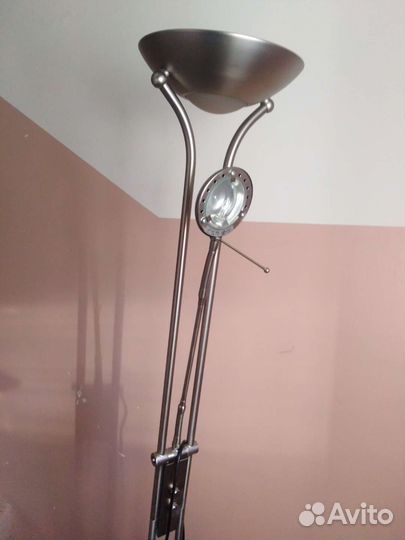 Лампа напольная (торшер)