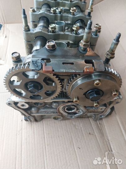 Головка блока цилиндров Honda CR-V II K20A4