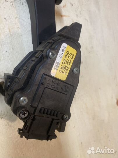 Педаль газа Volkswagen touareg 7L