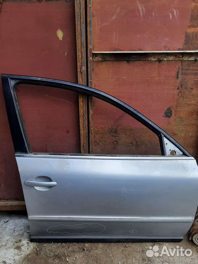 Передняя правая дверь Volkswagen passat b5+