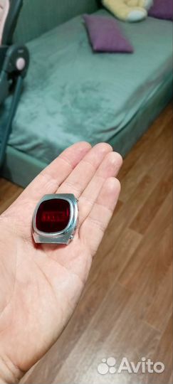 Часы электроника 1 СССР