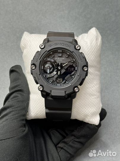Часы Casio G-Shock GA-2200BB-1A