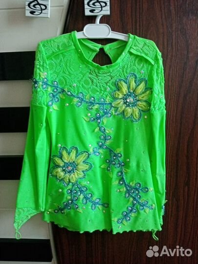 Продаю купальник для художественной гимнастики