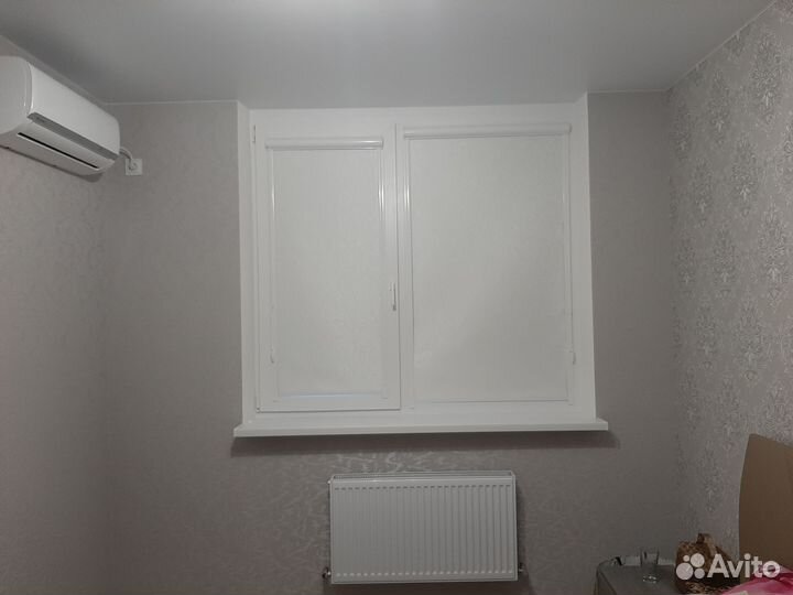 Рулонные шторы блэкаут UNI (с направляющими)