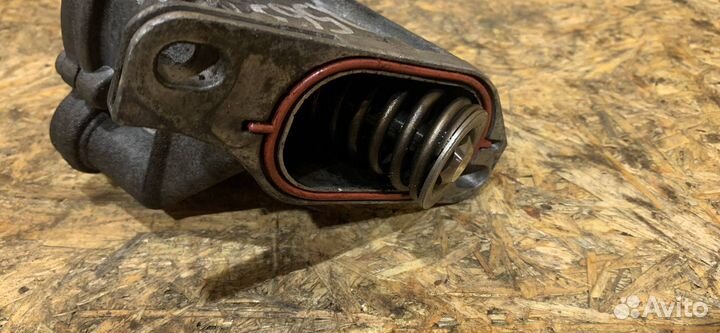 Вакуумный насос Volkswagen Crafter 2009