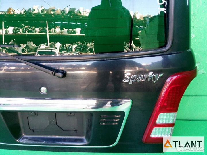 Дверь задняя toyota sparky
