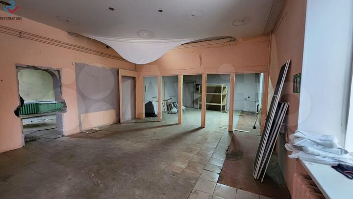 Продам торговое помещение, 130.6 м²