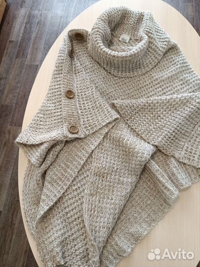 Женское пончо