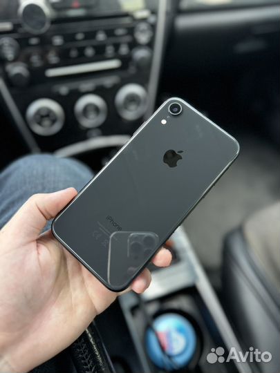 iPhone Xr, 64 ГБ