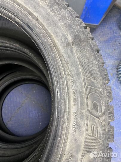 Bridgestone Ice Cruiser 7000 205/55 R16 91T