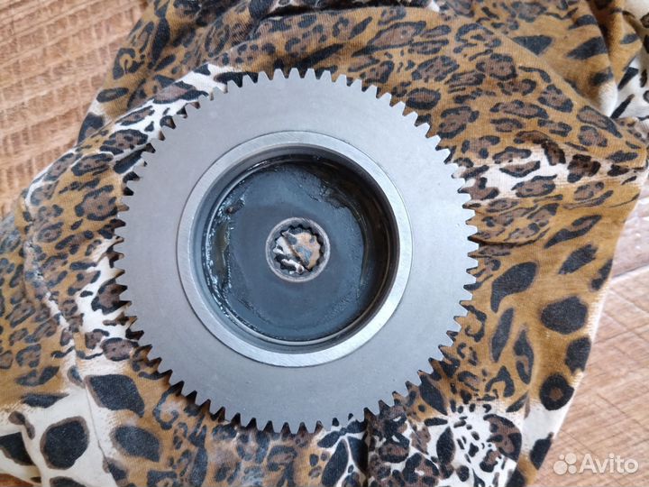 Продаю обгоную муфту стелс скиф