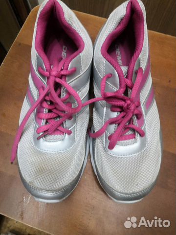 Кроссовки для девочки