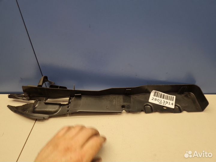 Накладка переднего крыла левого Ford Focus 2.5 2008-2011