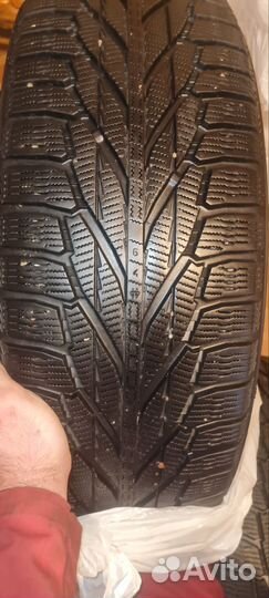 Nokian Tyres Hakkapeliitta R2 SUV 235/65 R17