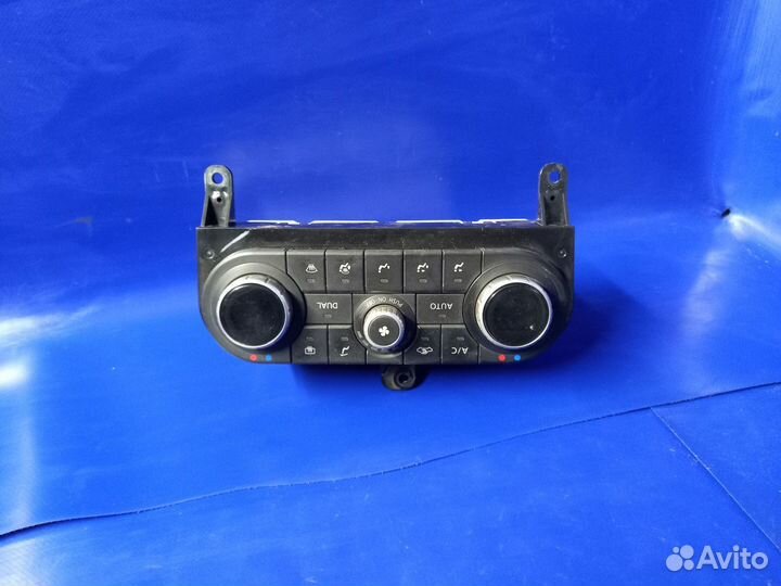 Блок управления климатом Nissan qashqai j10