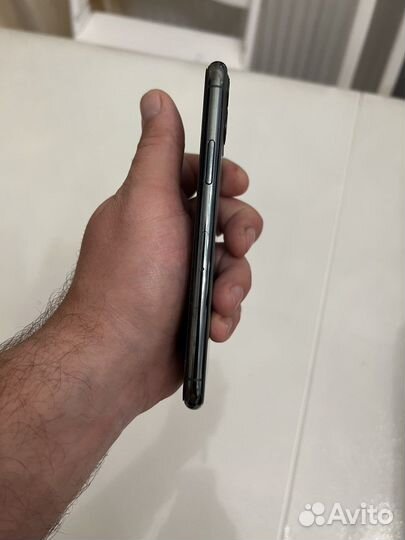 iPhone 11 Pro, 64 ГБ