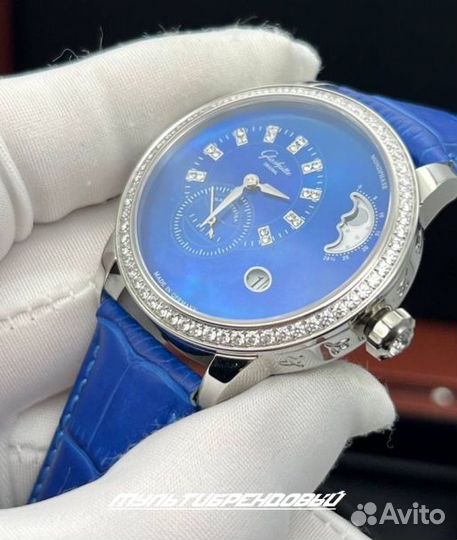 Женские наручные часы glashutte