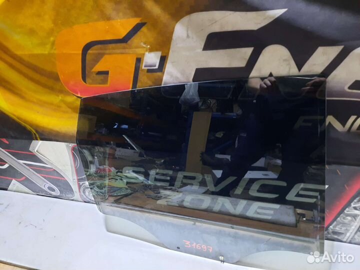 Стекло задней правой двери Opel Antara