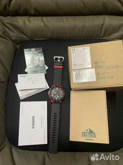 Часы casio pro trek