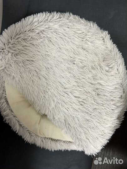 Лежанка для кошек