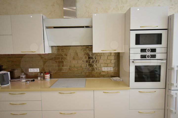 2-к. апартаменты, 60 м², 8/25 эт.