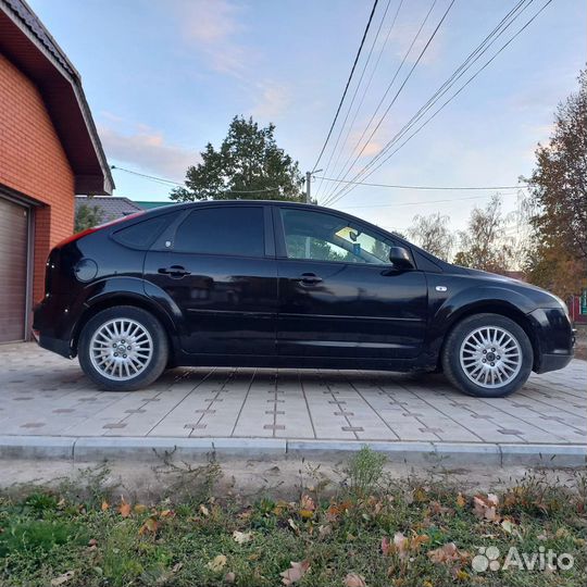 Ford Focus 1.8 МТ, 2006, битый, 185 000 км
