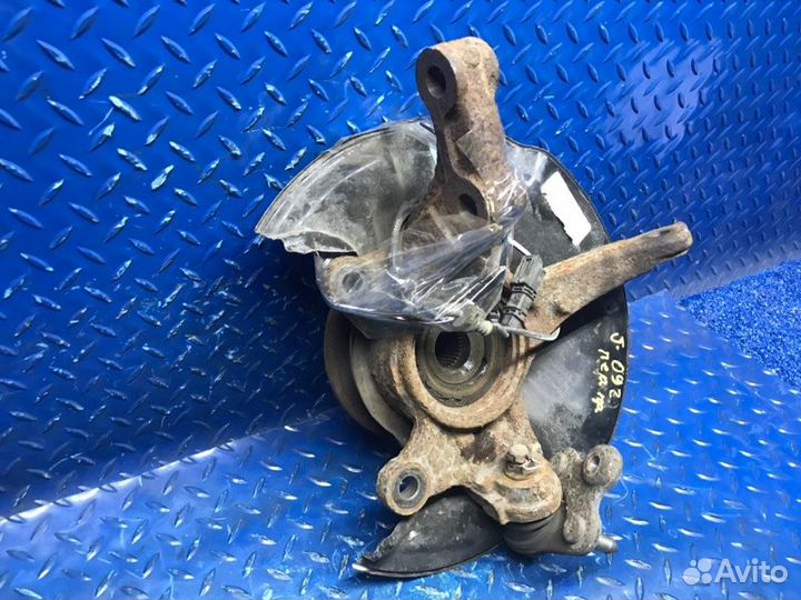 Кулак ступица передний правый Honda Cr-V 4