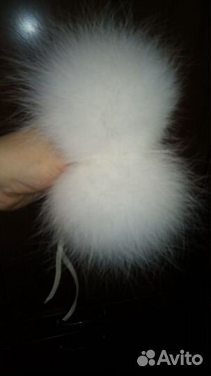 Помпоны из меха песца 