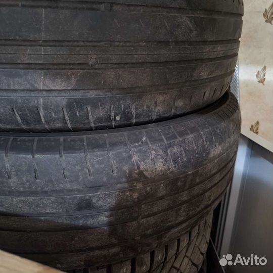 Yokohama A.Drive AA01 215/65 R17