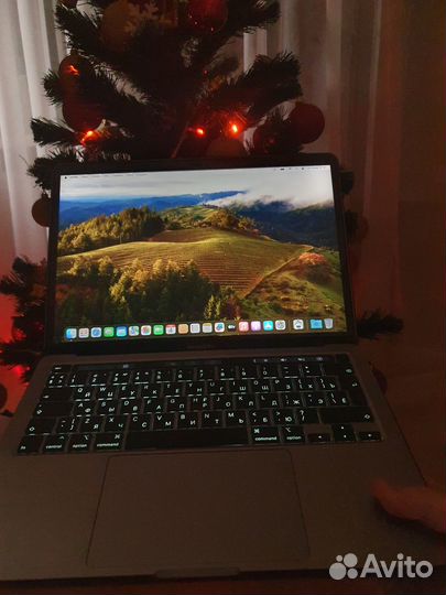 Macbook pro 13 2020 i7/32/1tb