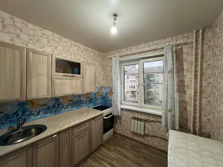 2-к. квартира, 43 м², 4/5 эт.