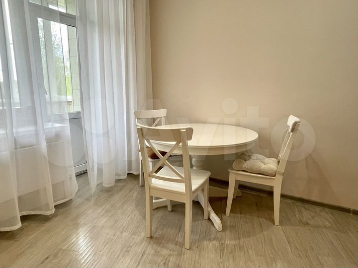 2-к. квартира, 88,1 м², 2/5 эт.