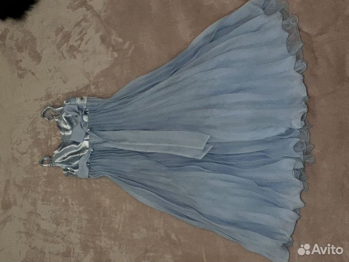 Нарядное платье