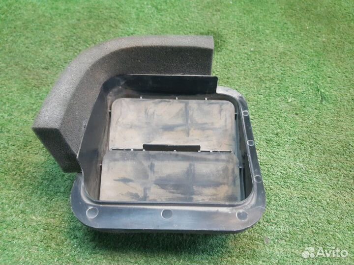 Клапан задний правый Subaru Legacy 2003-2009