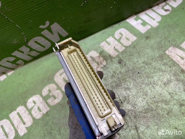 Блок управления двигателем Toyota Avensis AT220