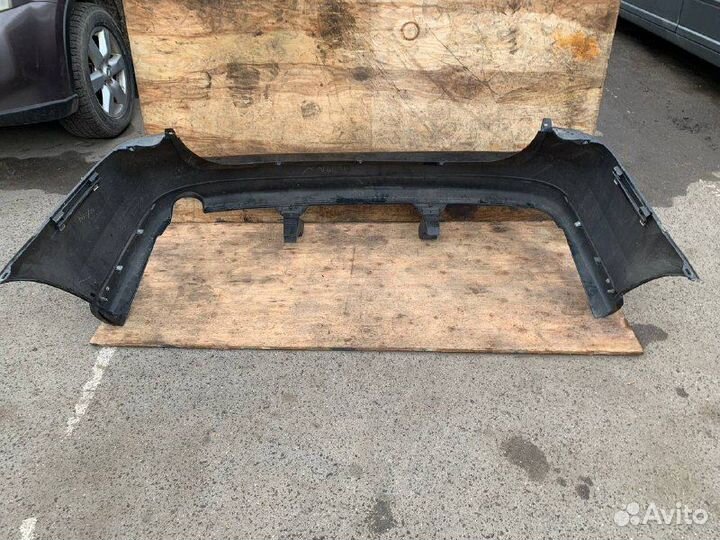 Задний бампер Mazda MPV LD50-50221