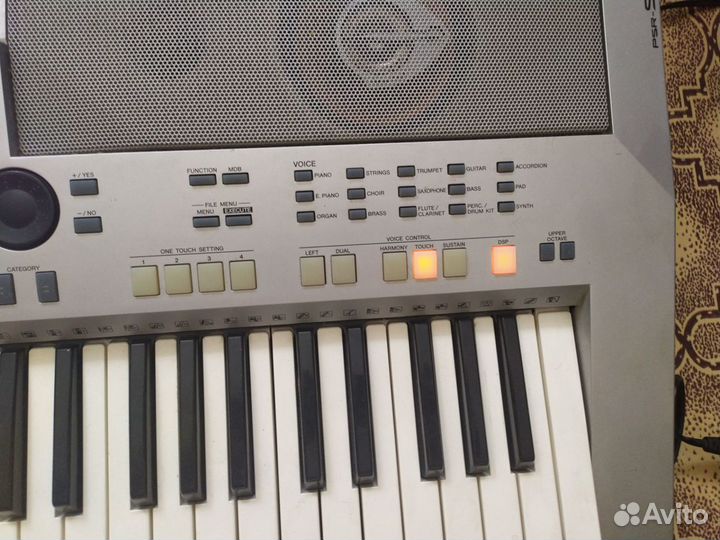 Синтезатор Yamaha PSR S500